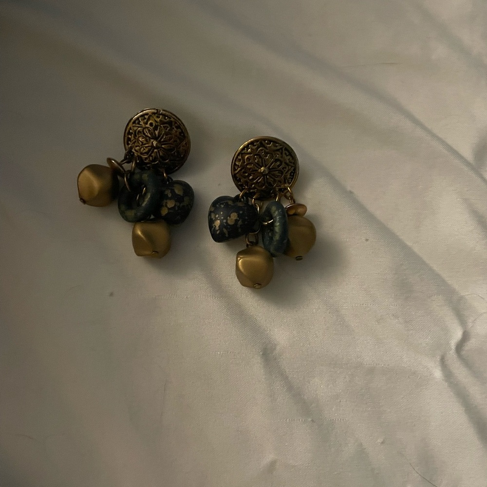 Elegant Gold tone and Black Dangle Earrings